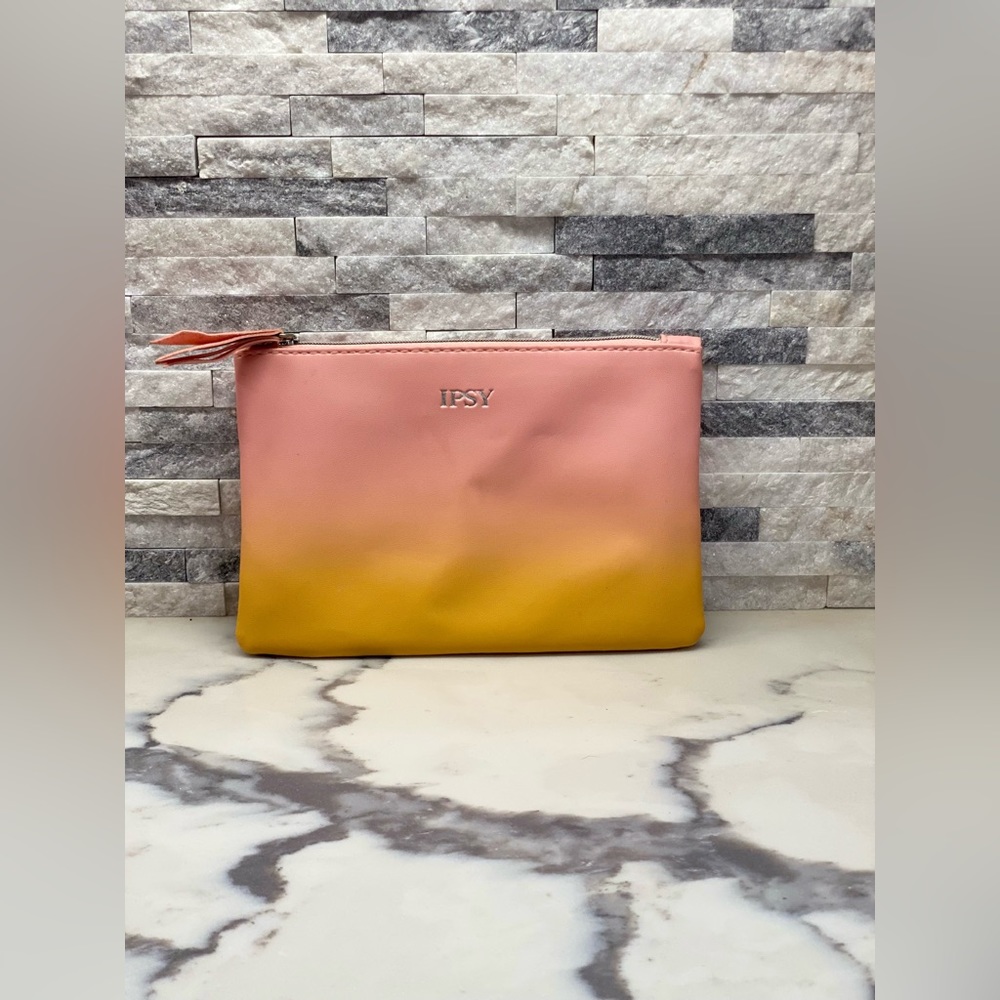 Ipsy Glam Bag